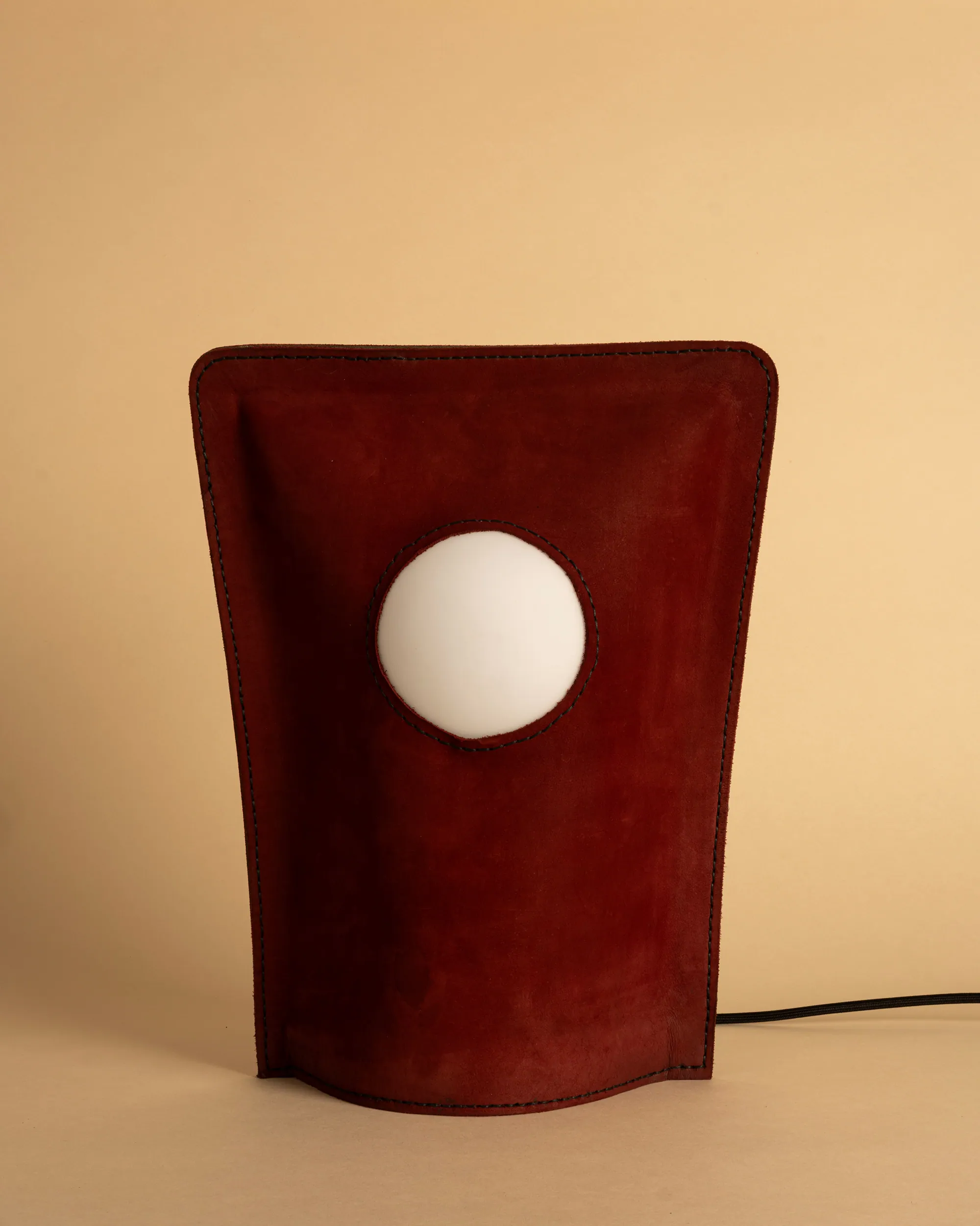 Plico, Burgundy Nubuck, unlit