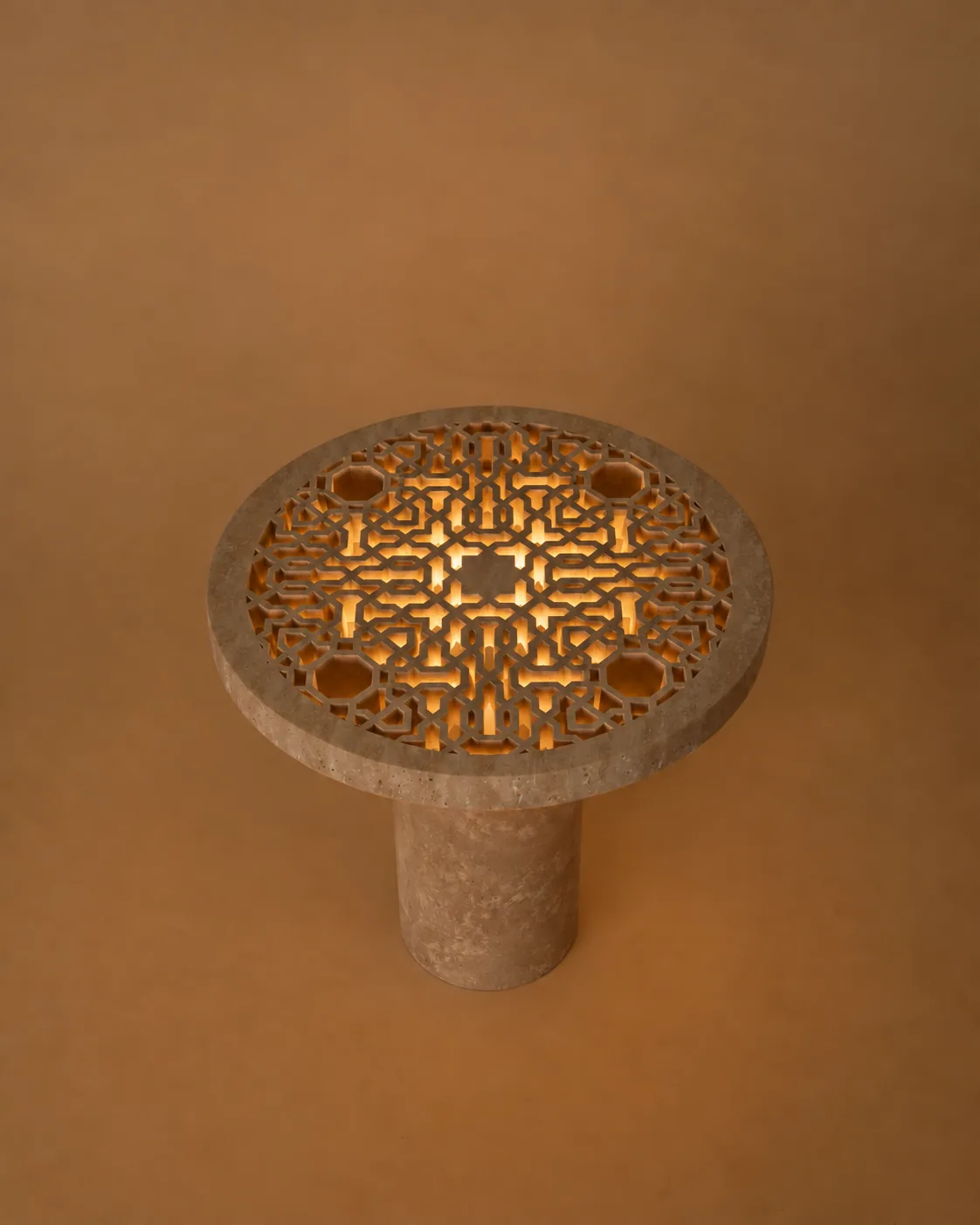 Sükun Alhambra, lit